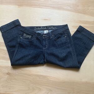 Industrial Cotton Capris 